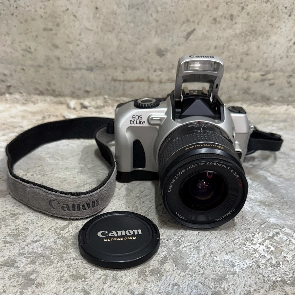 Canon EOS IX Lite APS Film Camera Kit w Speedlite Flash Tested Bundle